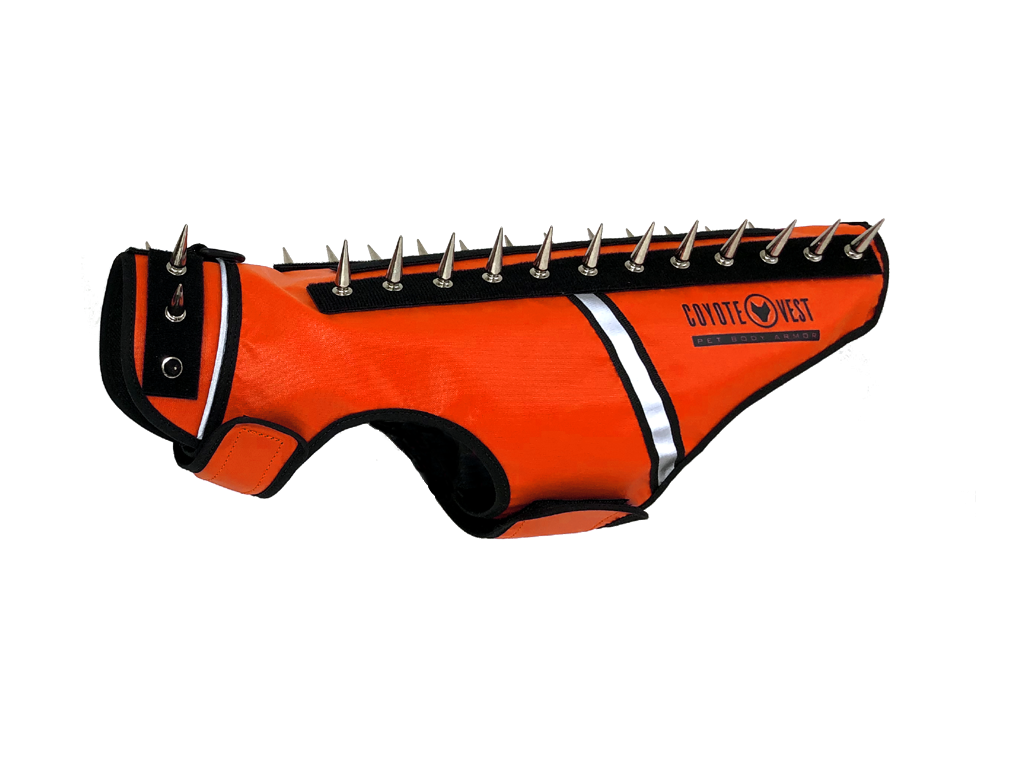 SpikeVest helps protect your beloved dogs and puppies from being attacked, keeping your furry babies safe