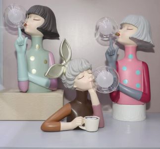 Blowing Bubble Gum Girl Lamp