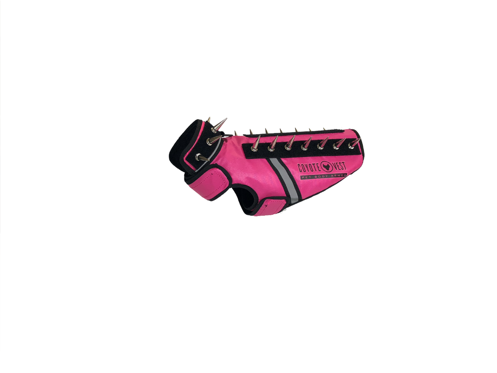 SpikeVest helps protect your beloved dogs and puppies from being attacked, keeping your furry babies safe